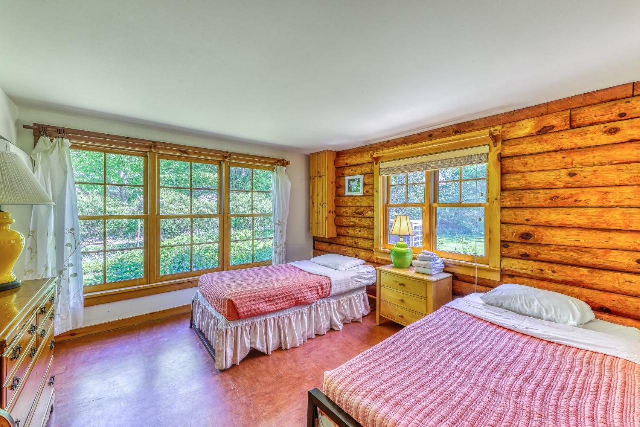 2 Bed 2 Bath Vacation Home In Charlotte Екстер'єр фото